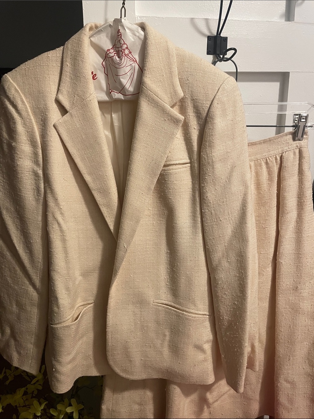 Lillie Rubin Cream Two-Piece Blazer and Skirt Set. Raw Silk fully lined.